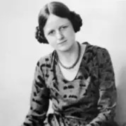 Joan Violet (MAURICE) ROBINSON